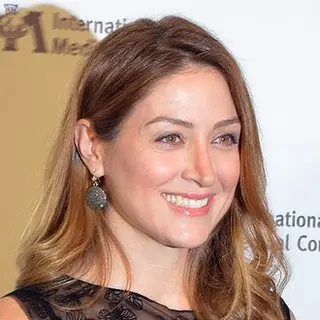 Sasha Alexander — birth chart