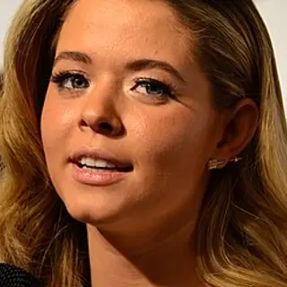 Sasha Pieterse — birth chart