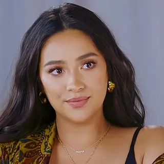 Shay Mitchell