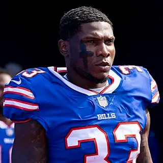 Portrait of Siran Neal
