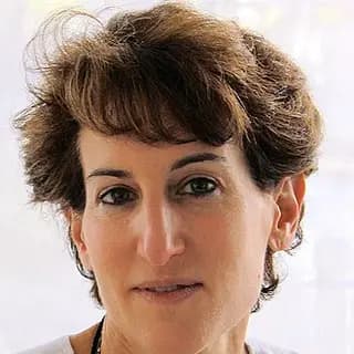 Portrait of Stacy Schiff