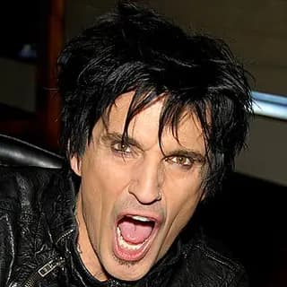Tommy Lee — birth chart