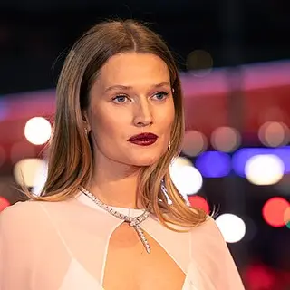 Toni Garrn