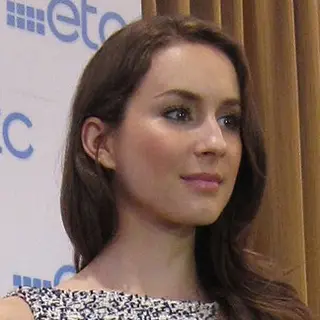 Troian Bellisario — birth chart
