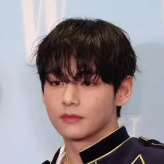 V — birth chart